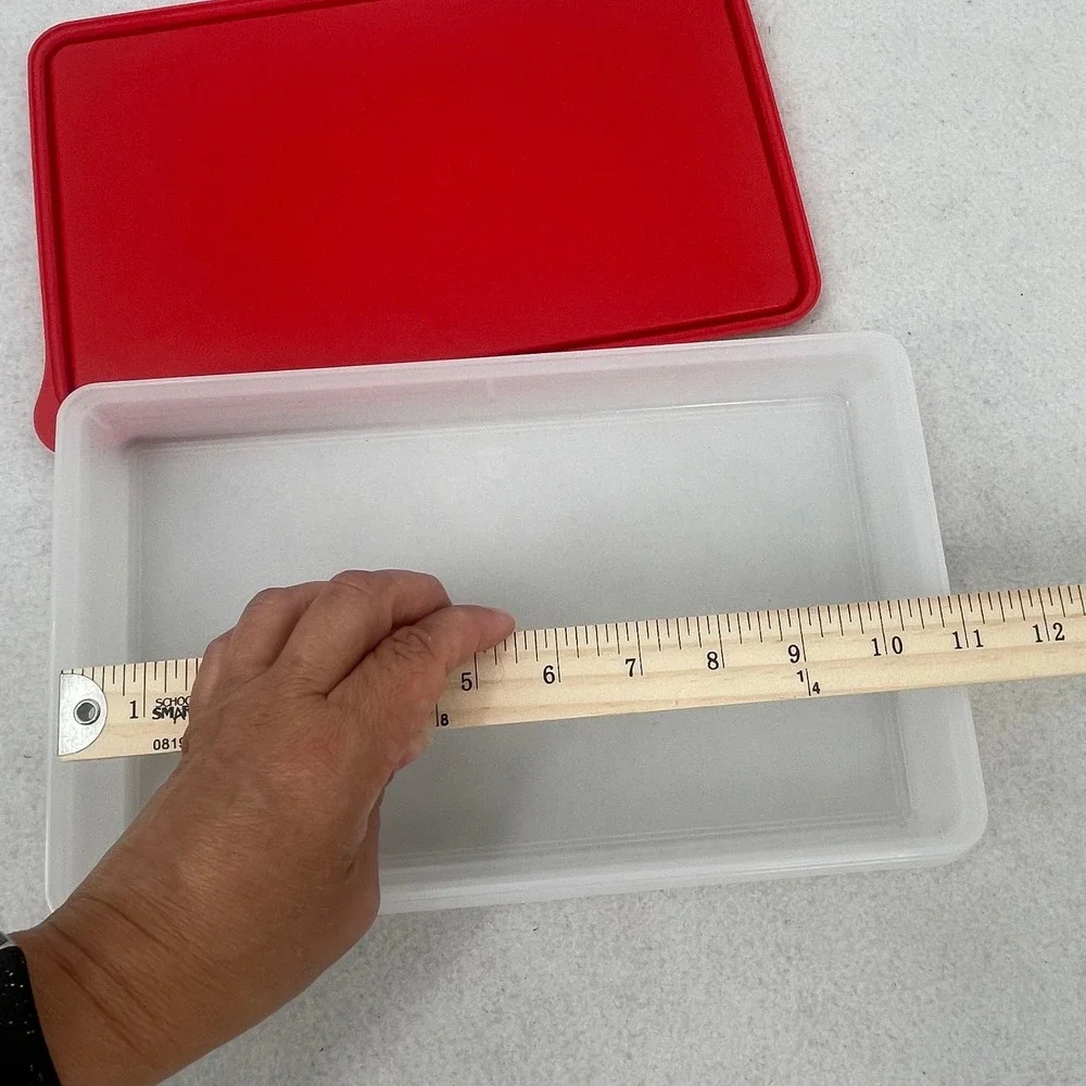 Tupperware FridgeSmart Large Flat Container Red Seal Clear Base 11.5x7.5x1.5